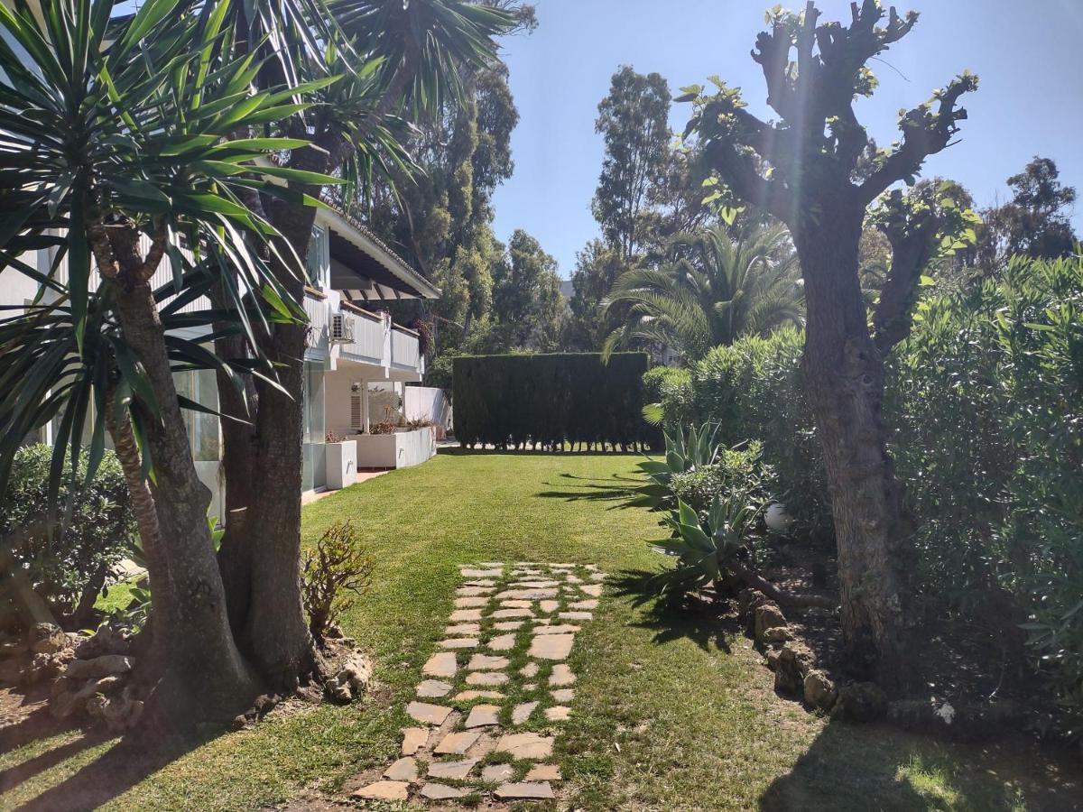 Puerto Banus Apartment Near Beachfront, Sunny Terrace, Pool, Tennis Court, Parking And Movies Projector Marbella Ngoại thất bức ảnh