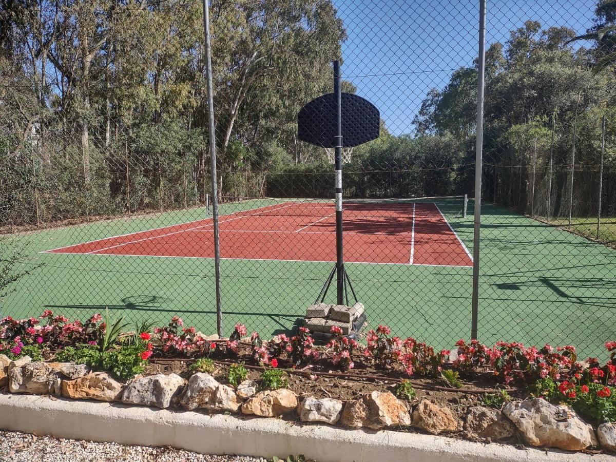 Puerto Banus Apartment Near Beachfront, Sunny Terrace, Pool, Tennis Court, Parking And Movies Projector Marbella Ngoại thất bức ảnh