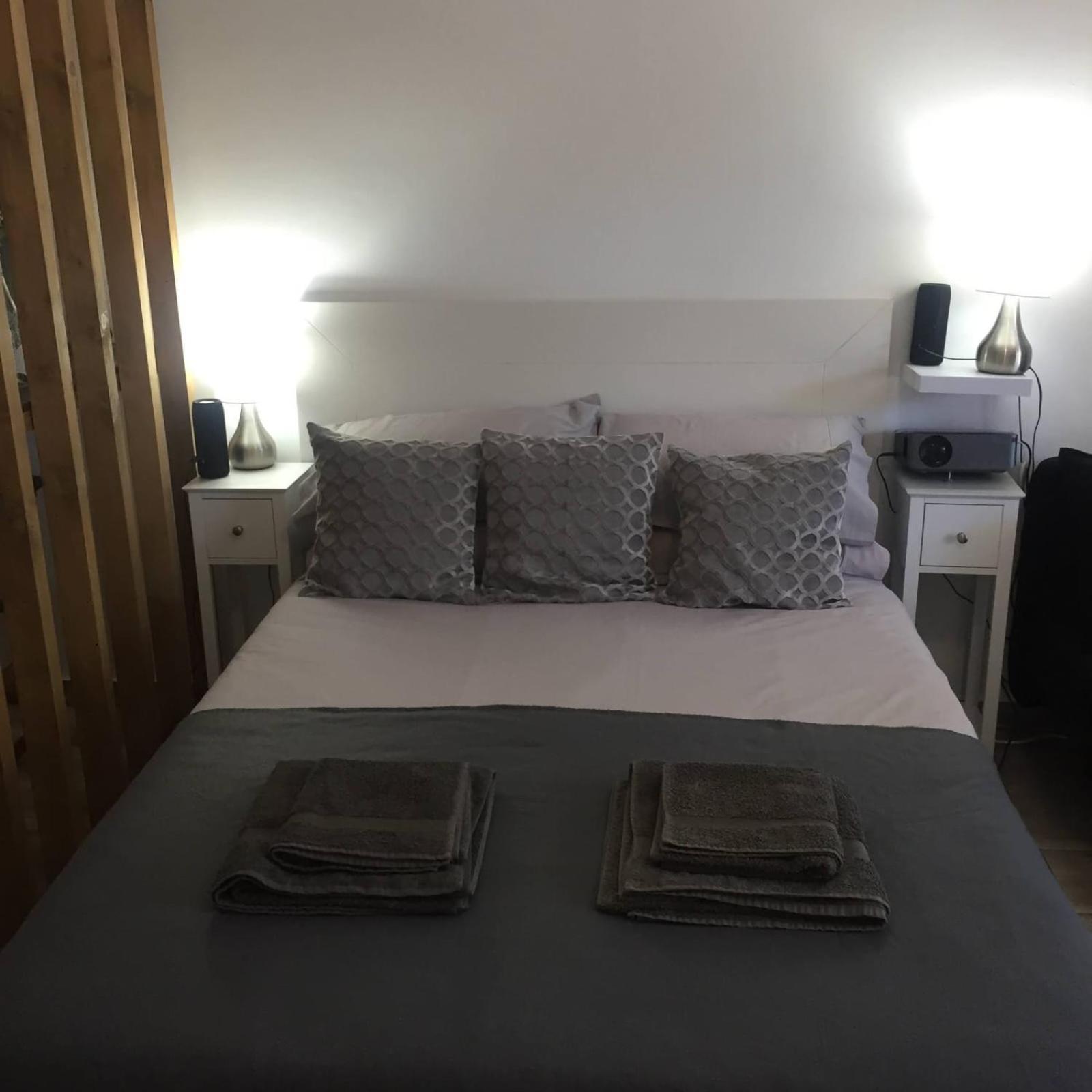 Puerto Banus Apartment Near Beachfront, Sunny Terrace, Pool, Tennis Court, Parking And Movies Projector Marbella Ngoại thất bức ảnh