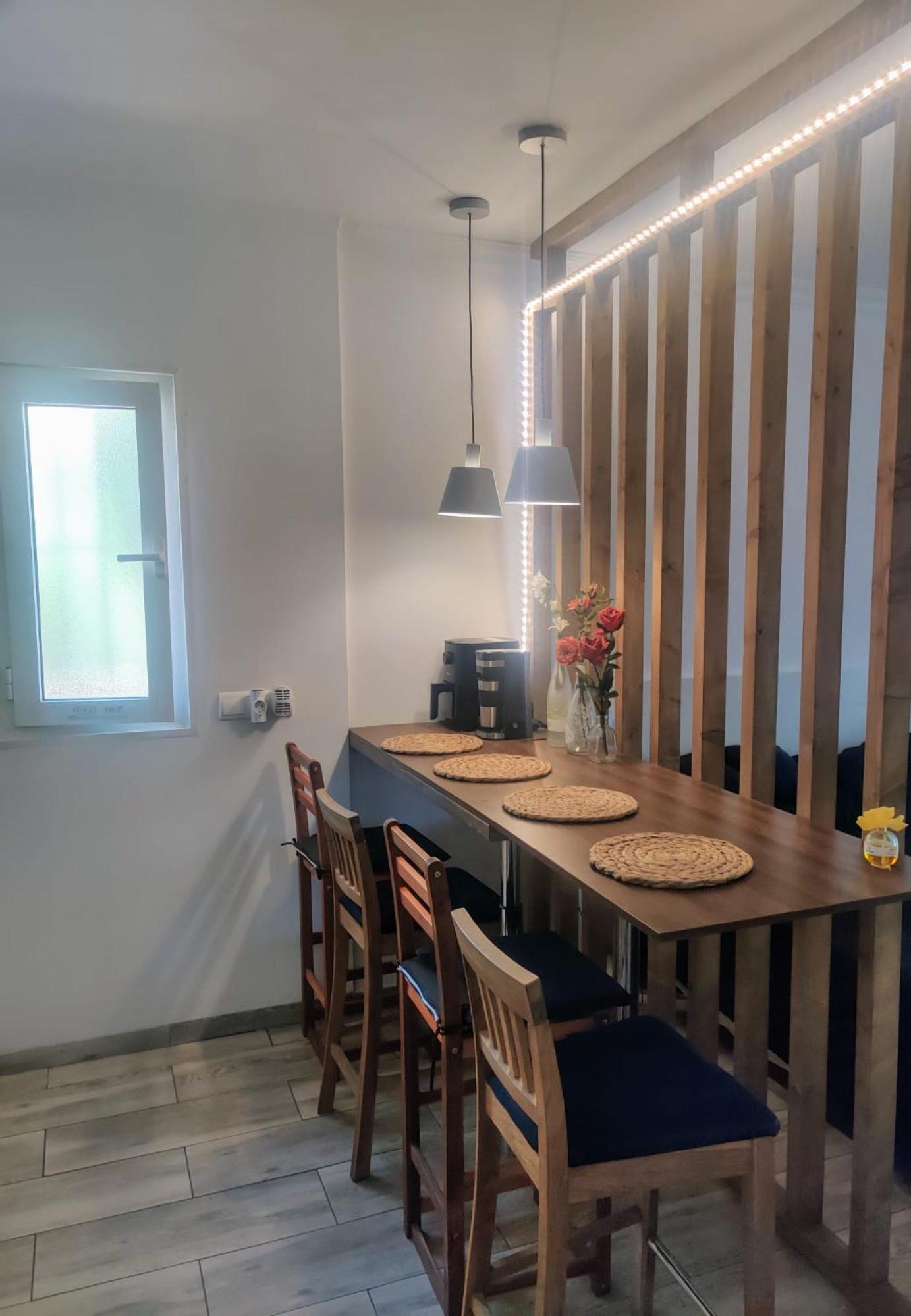 Puerto Banus Apartment Near Beachfront, Sunny Terrace, Pool, Tennis Court, Parking And Movies Projector Marbella Ngoại thất bức ảnh